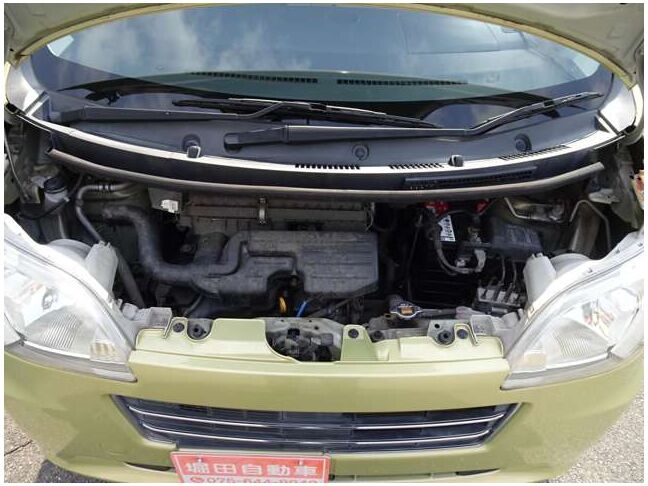 【エンジンルーム】エンジンルームも手を抜きません！しっかり整備してからのお渡しとなりますので安心してお乗りいただけます