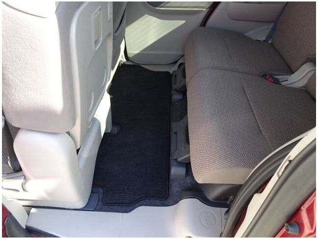【フロアマット】フロアマットもキレイな状態となっております♪ご納車前にも徹底的に洗浄・掃除した後ご納車させて頂きます
