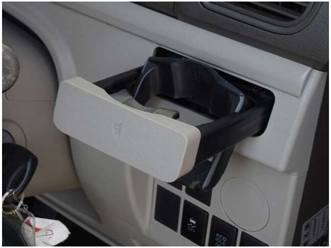 【ドリンクホルダー】快適なドライブには必須のドリンクホルダー！！ドライブスルーも良し！家からドリンクを持って行っても良し！楽しいドライブを♪