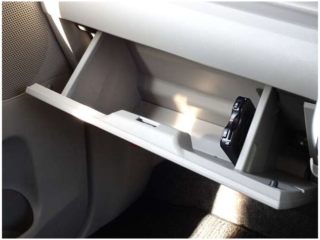 【収納多数】車内空間がきれいに保たれること間違いなしです