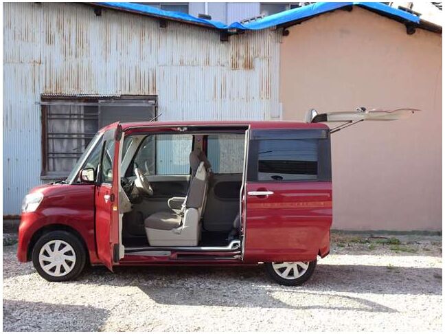 【ピラーレス】タントの代名詞ピラーレス♪乗り降り楽々で使い方は自由自在