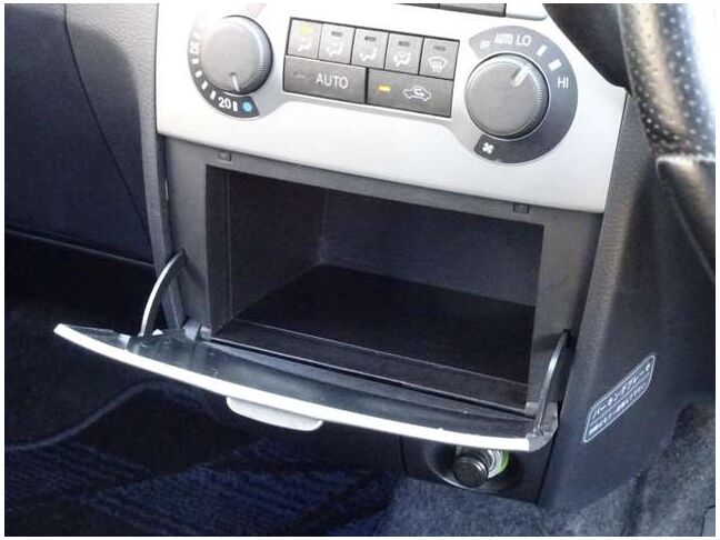 【収納多数】車内空間がきれいに保たれること間違いなしです