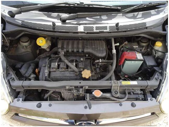 【エンジンルーム】エンジンルームも手を抜きません！しっかり整備してからのお渡しとなりますので安心してお乗りいただけます