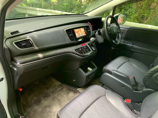 【点検整備】当社の点検整備は消耗品やオイル交換もしています。
点検箇所の写真やコンピューター診断の結果は全て写真を撮って保存してあります。ご安心ください。