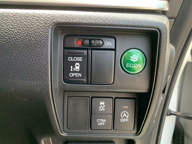 【仮審査申込】当社公式LINEから詳しくご案内しています。まずは、次の①～③の中からやりやすい方法で友達追加をお願いします。