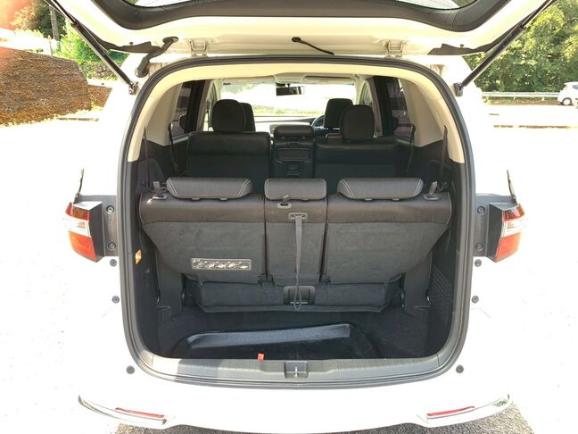 ご返信頂くと、当社の自社ローンの特徴について、詳しくご案内させて頂きますので、まずは公式LINEの友達登録をお願いします