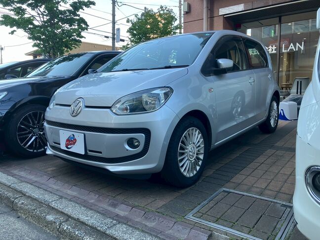 ホイールとの統一感があり、オシャレな車です。