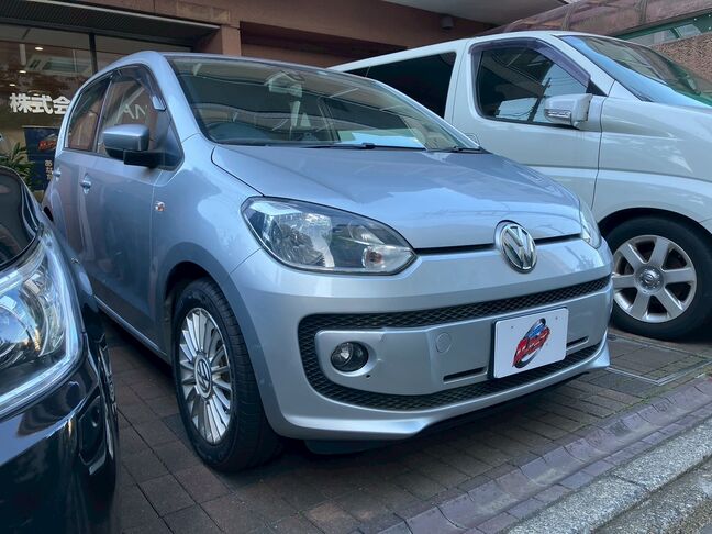 ホイールとの統一感があり、オシャレな車です。