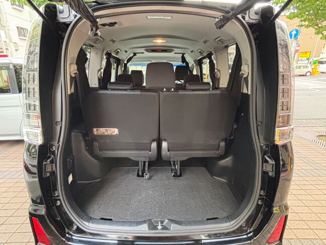 背の高い荷物も収納可能！