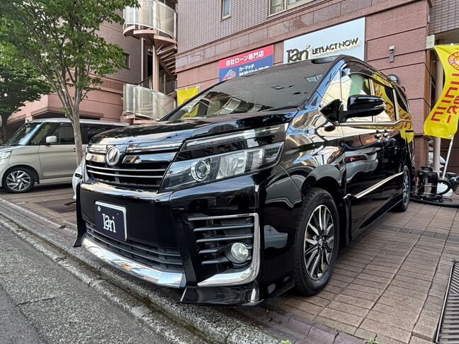 人気色黒色ボディ、トヨタ純正エアロ付き！