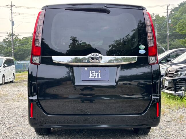 人気色の黒色ボディーで大きな目立つ傷もなく綺麗な状態です！