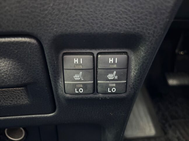 シートヒーター付き、冬場などの寒い時期も快適！