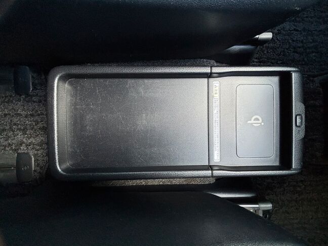 小物入れなどの収納スペースも充実！