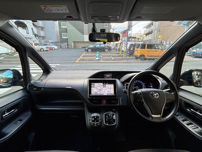 汚れ、擦れ等ない綺麗なインパネ回り！