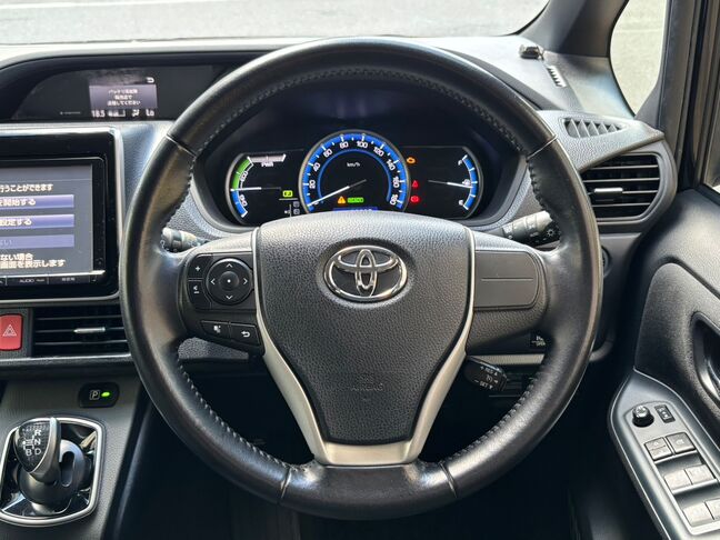 汚れ、擦れ等ない綺麗なインパネ回り！