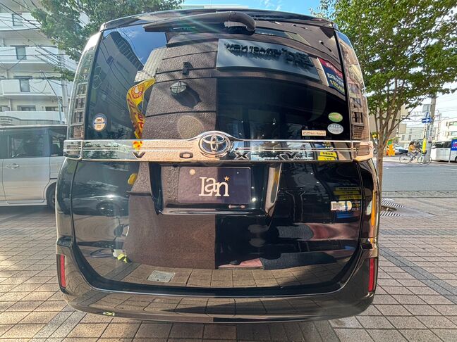 人気色黒色ボディ、大きな目立つ傷もなく綺麗な状態です！