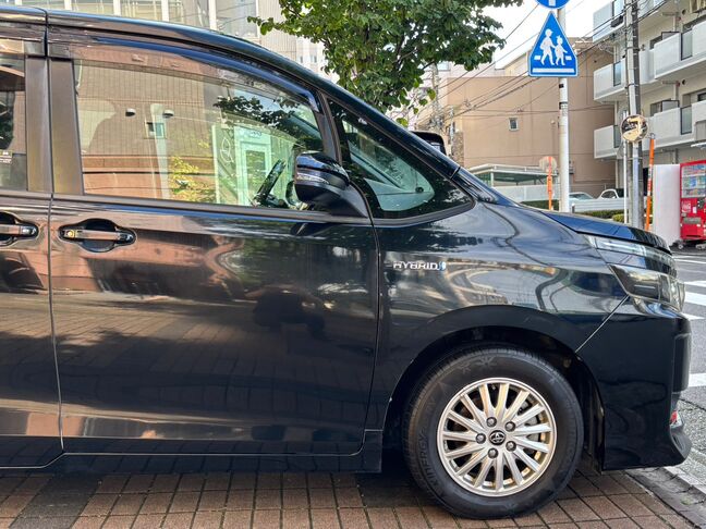 人気色黒色ボディ、大きな目立つ傷もなく綺麗な状態です！