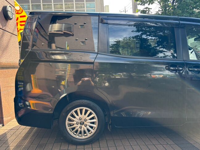 人気色黒色ボディ、大きな目立つ傷もなく綺麗な状態です！