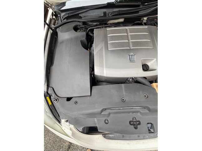 エンジンカバーがあることで走行音も気にならない静粛性！