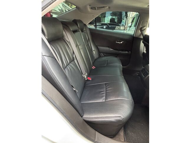 足元も広々、十分な居住性！