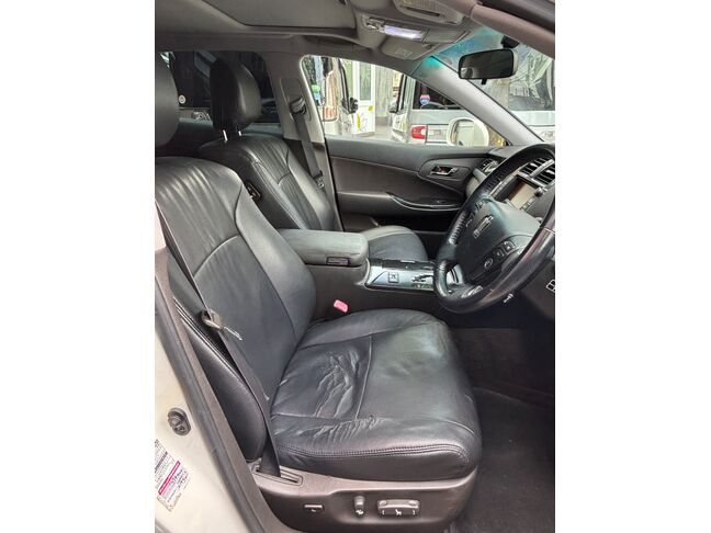 本革シート、前席パワーシート！