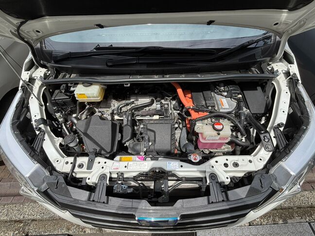 手入れをされていて綺麗なエンジンルーム！