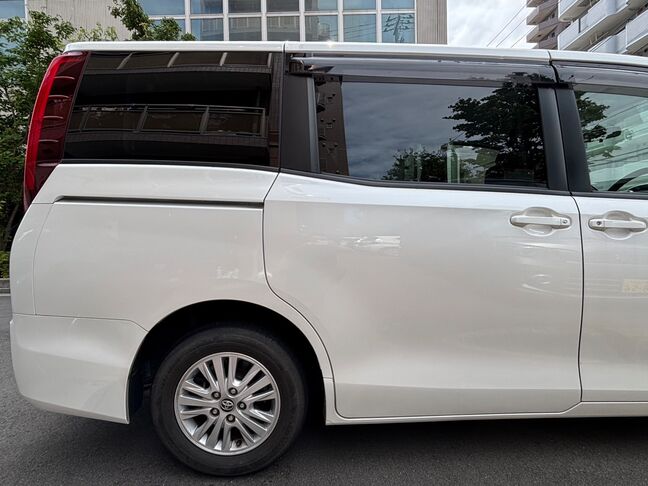 人気色の白色ボディ、大きな目立つ傷もなく綺麗な状態です！