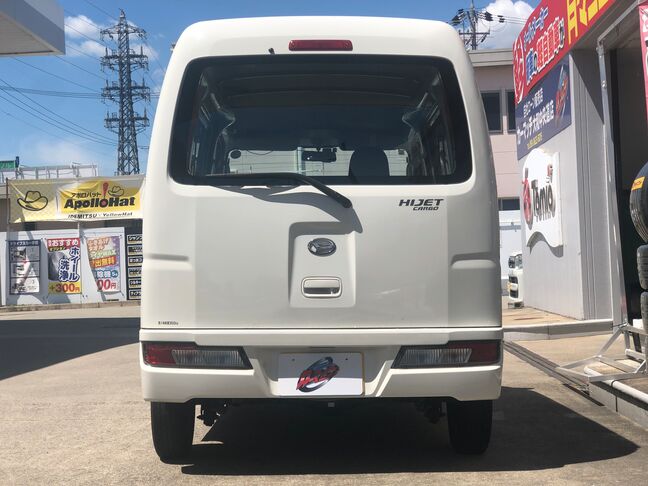 キャリア取り付けできます！！
ナビ、ヘッドライト球、ホイールの交換もお気軽にご相談ください。