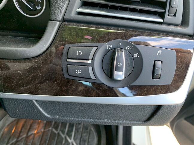 【仮審査申込】当社公式LINEから詳しくご案内しています。まずは、次の①～③の中からやりやすい方法で友達追加をお願いします。