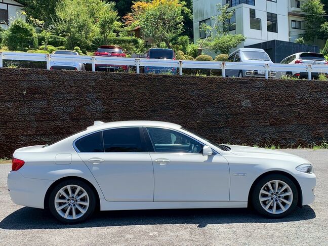 【ご案内】当店の近くの小田原で美味しいお魚料理を食べられます。箱根湯本も近くにあり、日帰り温泉も楽しめます。ご来店のお帰りに是非お立ち寄りください。