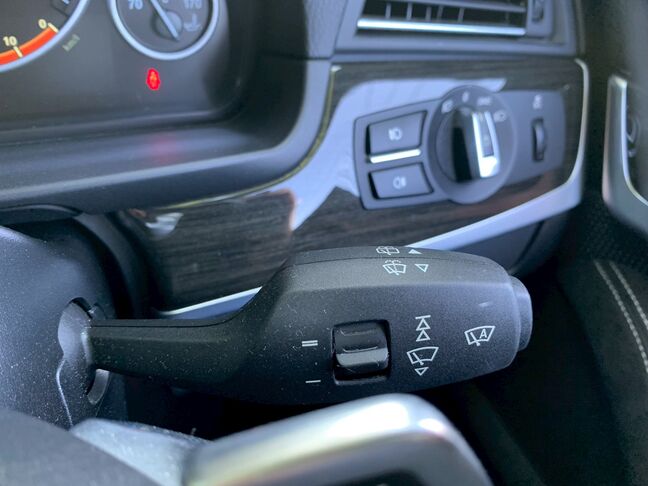 【応援】当店は、車が必要なのに様々な理由からオートローンの審査に通らず、購入できない方を応援しています。お気軽に仮審査をお申し込みください。