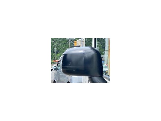 国家認定整備士の点検済み車両です。ここから始まるカーライフは当社にて！維持もオイル交換軽自動車１，２００円普通車１，８００円！その他ご提案も盛りだくさん！０５４－３９５－７５４０まで