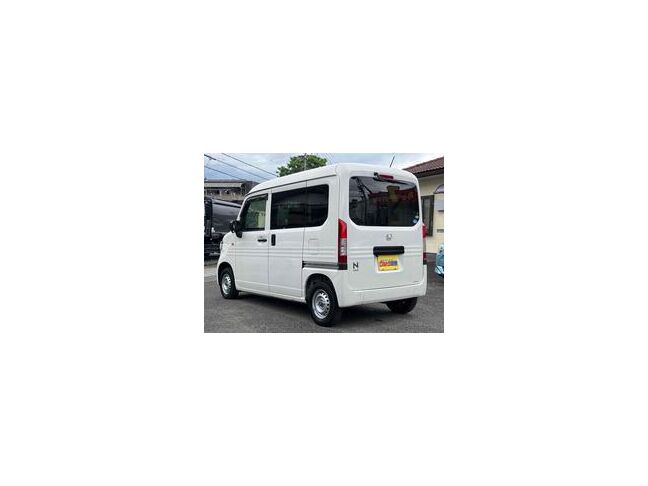 国家認定整備士の点検済み車両です。ここから始まるカーライフは当社にて！維持もオイル交換軽自動車１，２００円普通車１，８００円！その他ご提案も盛りだくさん！０５４－３９５－７５４０まで