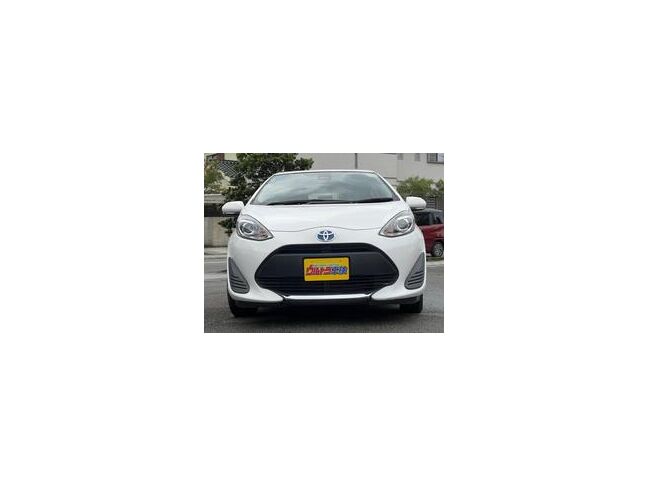 国家認定整備士の点検済み車両です。ここから始まるカーライフは当社にて！維持もオイル交換軽自動車１，２００円普通車１，８００円！その他ご提案も盛りだくさん！０５４－３９５－７５４０まで