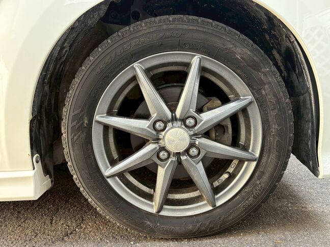 タイヤ＆ホイール、バッテリー等格安にてご提供致します。