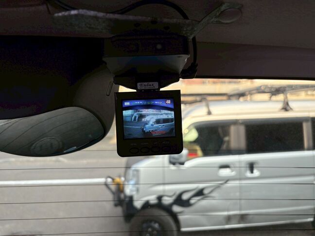 普通自動車なら、どんな状態のお車でも4万円以上でお引き受け致します。