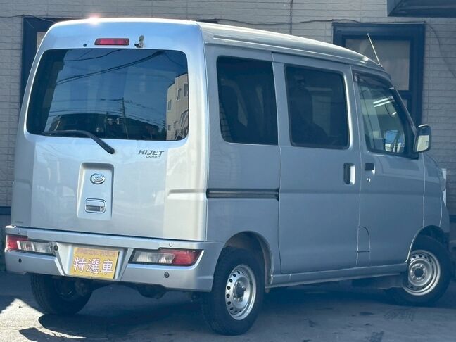 当店では、お急ぎのお客様に無料でレンタカーをお貸出ししております。ご契約後、即日引渡しOKです。