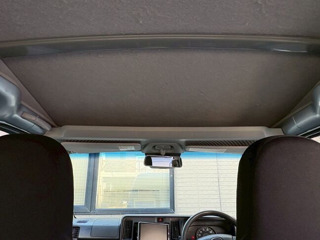 LINEで簡単仮審査が可能です。まずはお友達追加からお願いいたします。