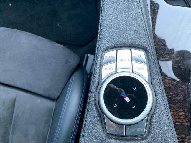 友達登録が終わりますと、ご案内のメッセージが流れます。メッセージに従いご返信をお願いします。