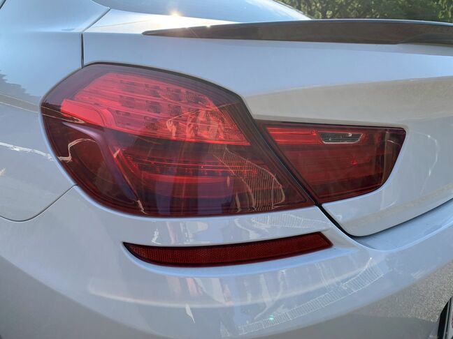 【友達追加の方法①】LINEで「@391tycna」を検索して友達追加できます。