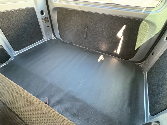 15年未満、15キロ以下のお車に関しましては1年間走行距離無制限保障をご選択いただけます。