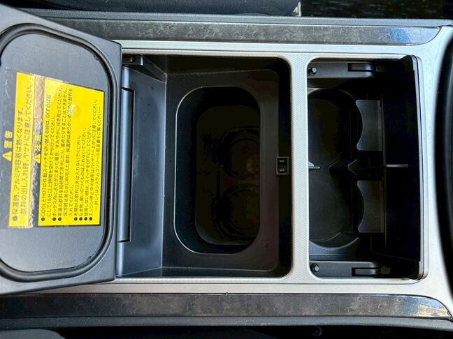 LINEで簡単仮審査が可能です。まずはお友達追加からお願いいたします。