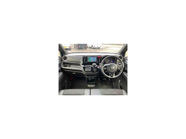当店のお車をご覧いただきましてありがとうございます。お車についてのご質問やお見積りのご依頼、ご購入にあたってのご相談などお気軽にお問い合わせ下さい！