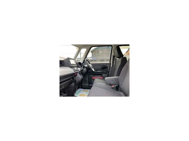 この度は当店のお車をご覧になっていただき、誠にありがとうございます。ぜひじっくりとご検討下さい。気軽にお問合せ・お見積りお待ちしております。