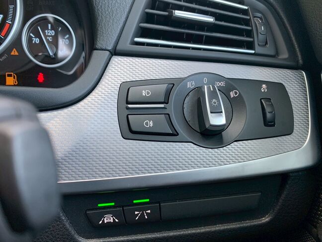 【応援】当店は、車が必要なのに様々な理由からオートローンの審査に通らず、購入できない方を応援しています。お気軽に仮審査をお申し込みください。