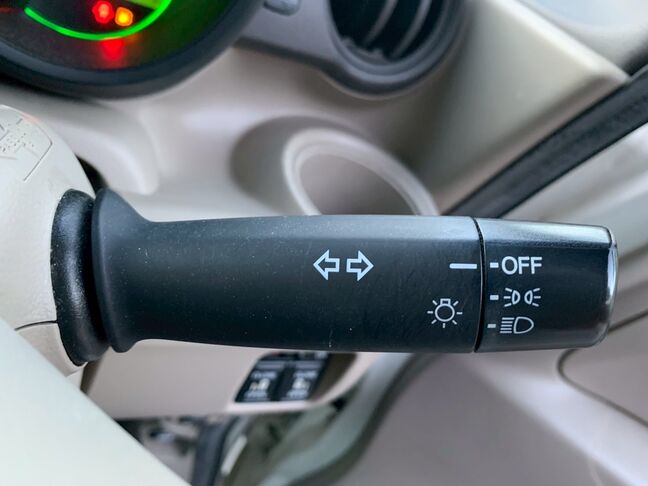 【応援】当店は、車が必要なのに様々な理由からオートローンの審査に通らず、購入できない方を応援しています。お気軽に仮審査をお申し込みください。