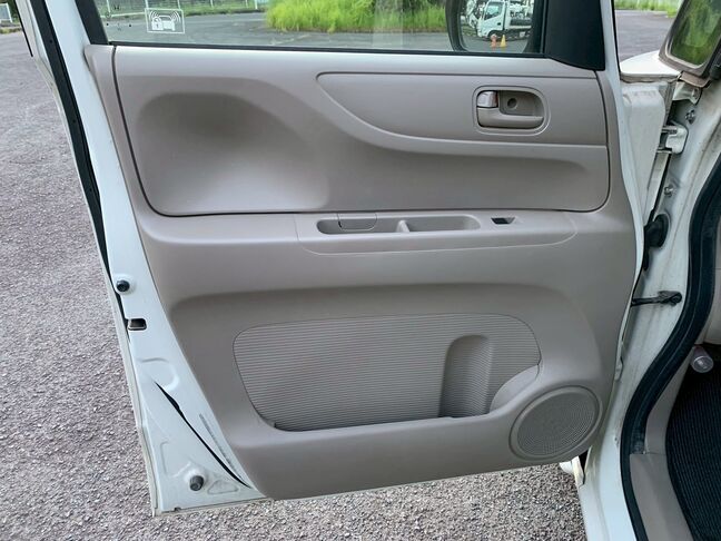 ご返信頂くと、当社の自社ローンの特徴について、詳しくご案内させて頂きますので、まずは公式LINEの友達登録をお願いします