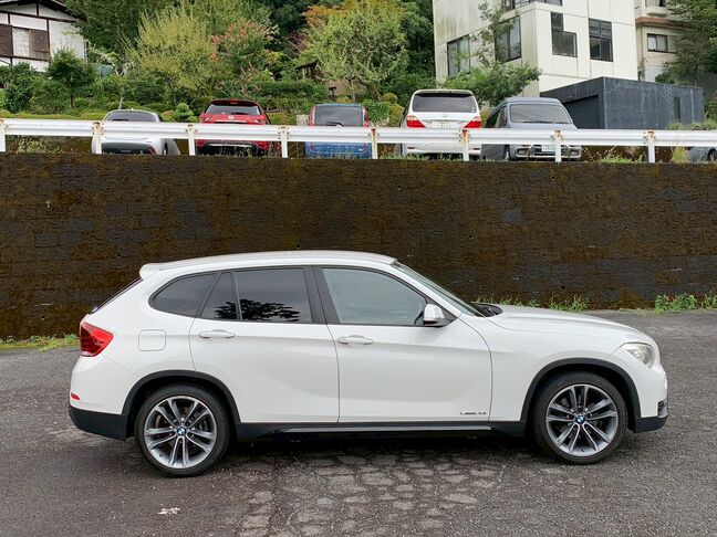 【お車探し】お客様のご要望に応じて、仕入れのプロがお客様と一緒にご希望のお車をお探しさせて頂くサービスをご提供しています。ご遠慮なくお申し出ください。
