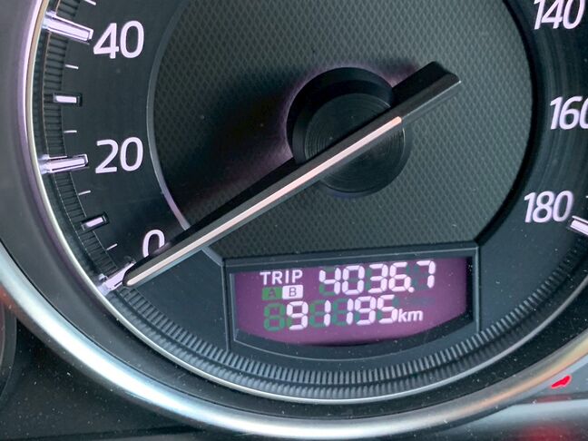 【点検整備】当社の点検整備は消耗品やオイル交換もしています。
点検箇所の写真やコンピューター診断の結果は全て写真を撮って保存してあります。ご安心ください。