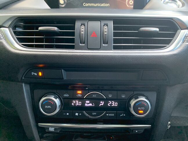 LINEをご利用でないお客様は mixllc.line@gmail.com にご連絡ください。メールでご案内を差し上げます。